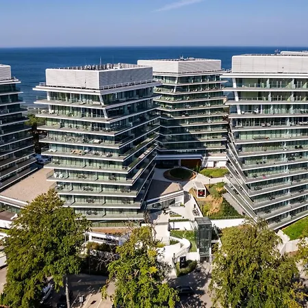 Prywatne W Wave, Sun & Snow